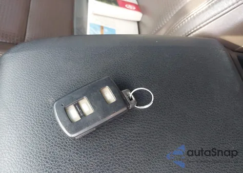 2016 Toyota Tacoma Limited from USA, damaged, VIN 5TFGZ5AN5GX024095